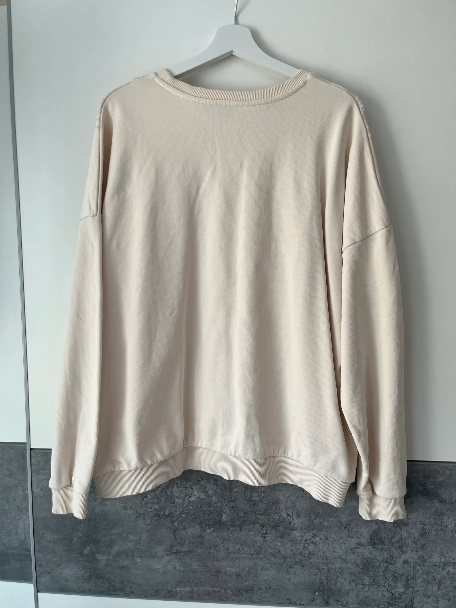 Sudadera con detalles ajurados - Beige - Kiabi - XXL - Precio negociable – photo 5